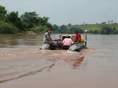 Diamond exploration on the Sankuru river, DRC Congo
